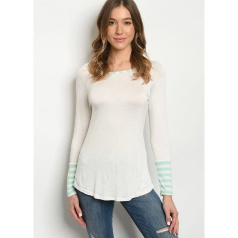 🆕Ivory Mint Top